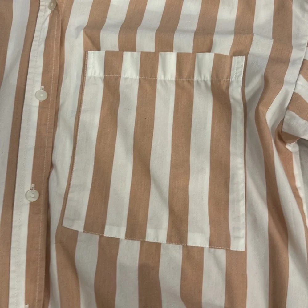 Abercrombie Striped Tan and White oversized button down  Shirt - Picture 4 of 4